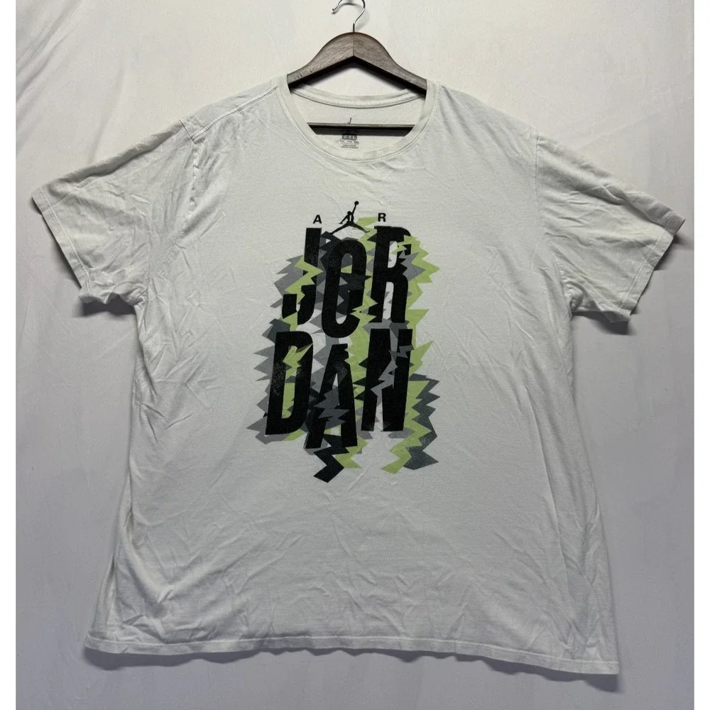 Air Jordan T Shirt Mens 2XL‎ White Graphic Print Jumpman Zig Zag Lightning Logo